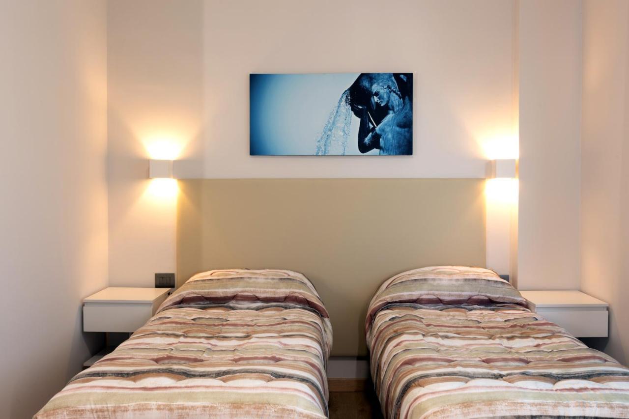 Hotel Azzurro L'Aquila Eksteriør billede