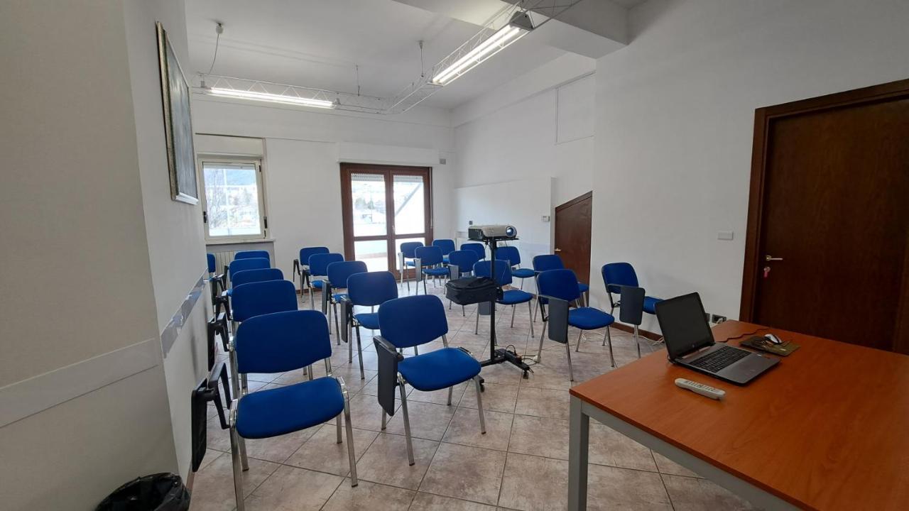 Hotel Azzurro L'Aquila Eksteriør billede